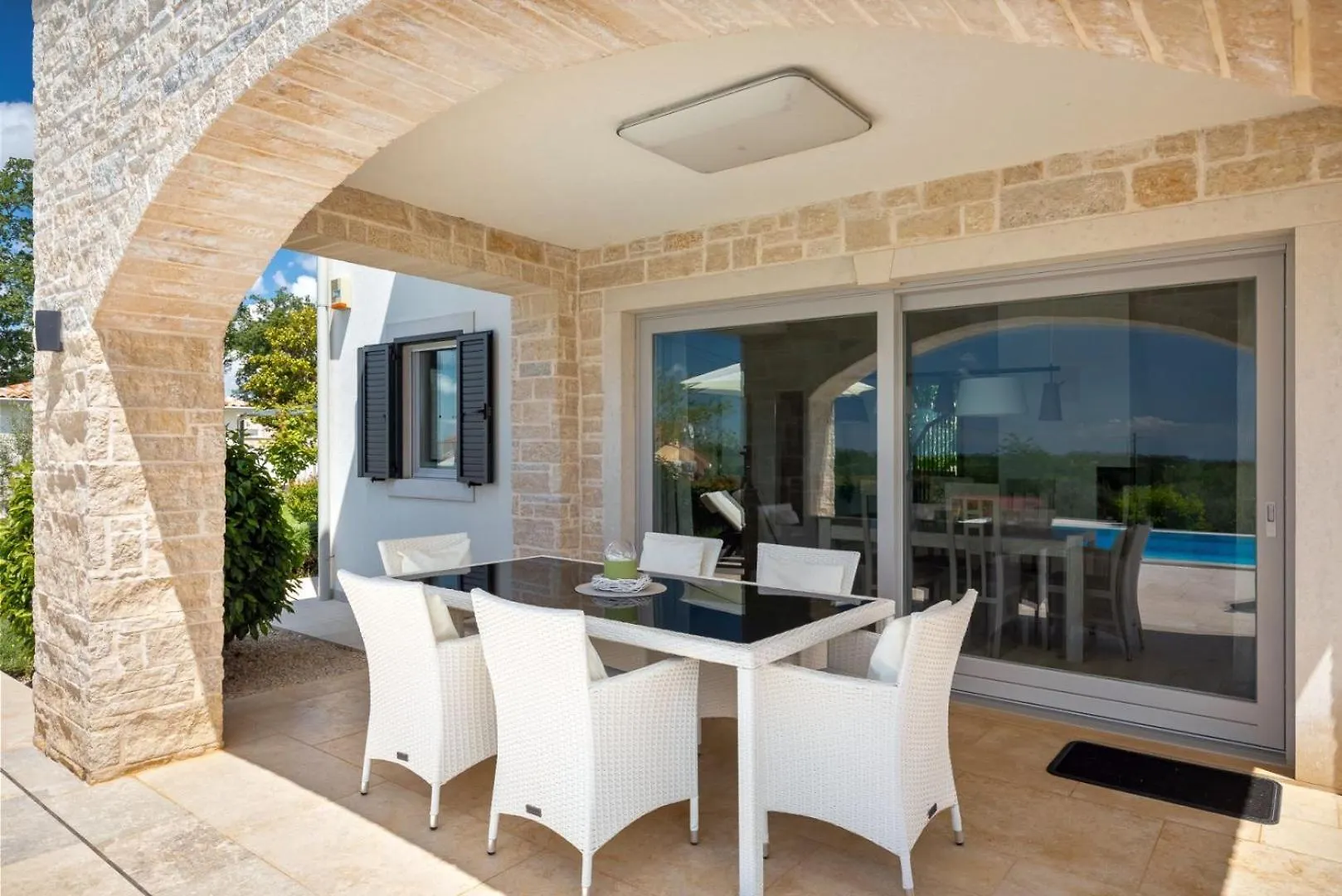 Beautiful Villa Marika With Pool In Vizinada Lasci Kroatien