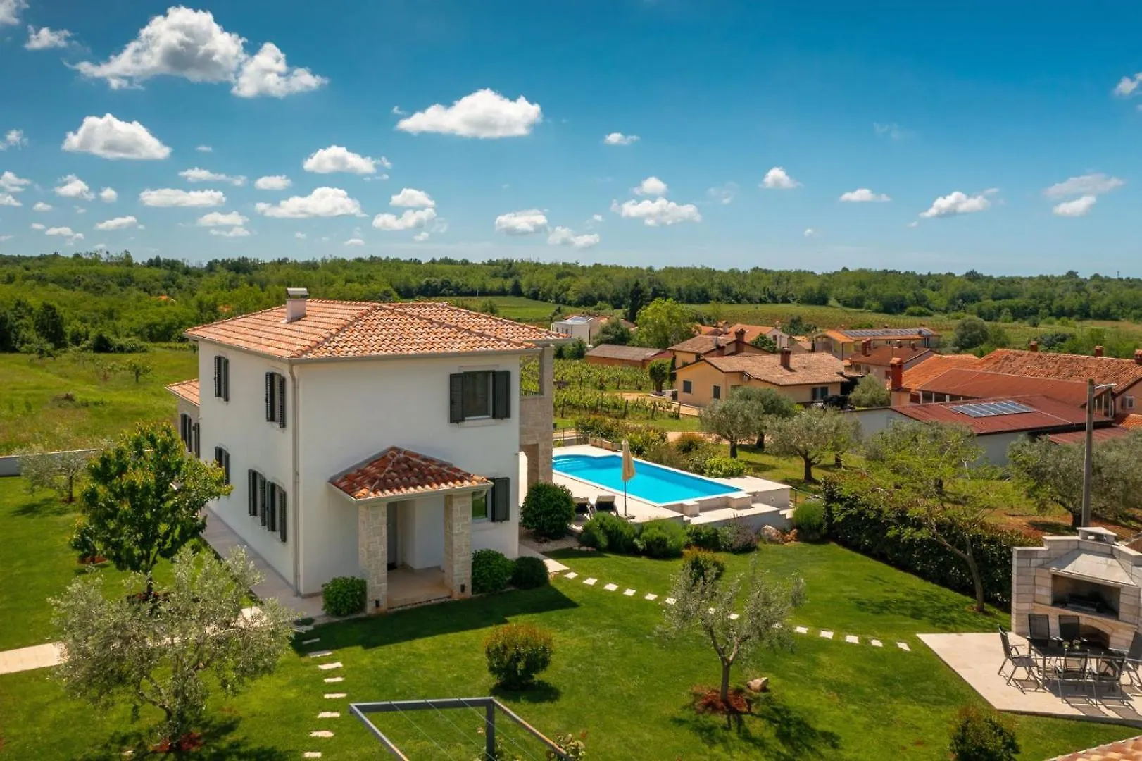Beautiful Villa Marika With Pool In Vizinada Lasci Kroatien
